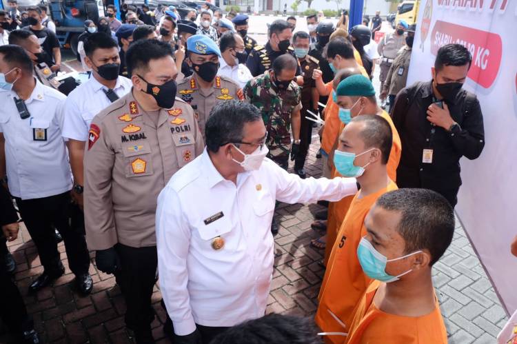 BB 5 Kg Sabu Dari Oknum Polisi, Kapolda Riau M Iqbal : Saya Akan Pecat