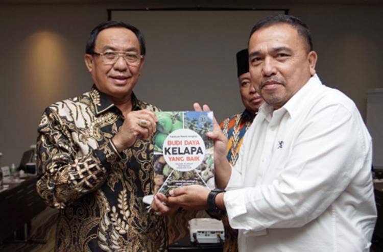 Bupati Inhil HM.Wardan Dukung Penuh Terbentuknya Lembaga Perkelapaan Nasional