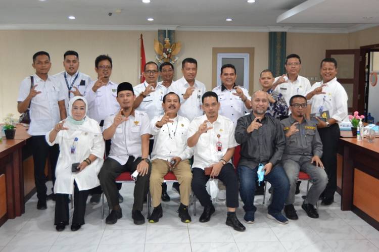 Tingkatkan Pelayanan Keterbukaan Informasi Publik, Kadis KominfoPS Inhil Ikuti Rakoor Bersama KI