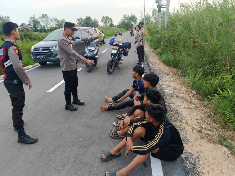 Polsek Tembilahan Bubarkan Remaja yang Hendak Balap Liar