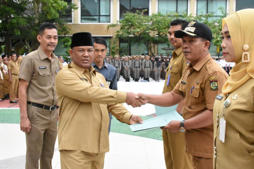 321 ASN di Kabupaten Kampar Terima Kenaikan Pangkat