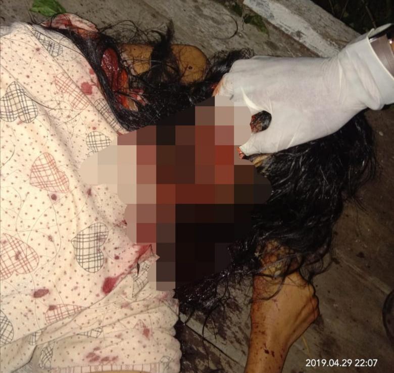 Diduga Depresi Pria di Pulau Burung, Inhil Nekat Tebas Leher Istrinya Hingga Tewas 