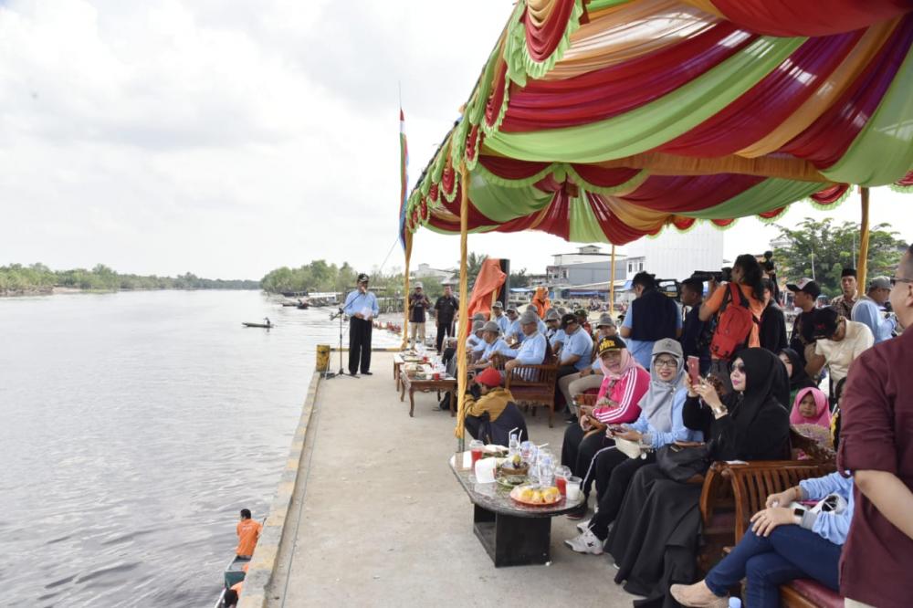 Belum Miliki Ciri Khas, Bupati Inhil: Tahun Berikutnya Festival Sampan Selodang Harus Lebih Meriah