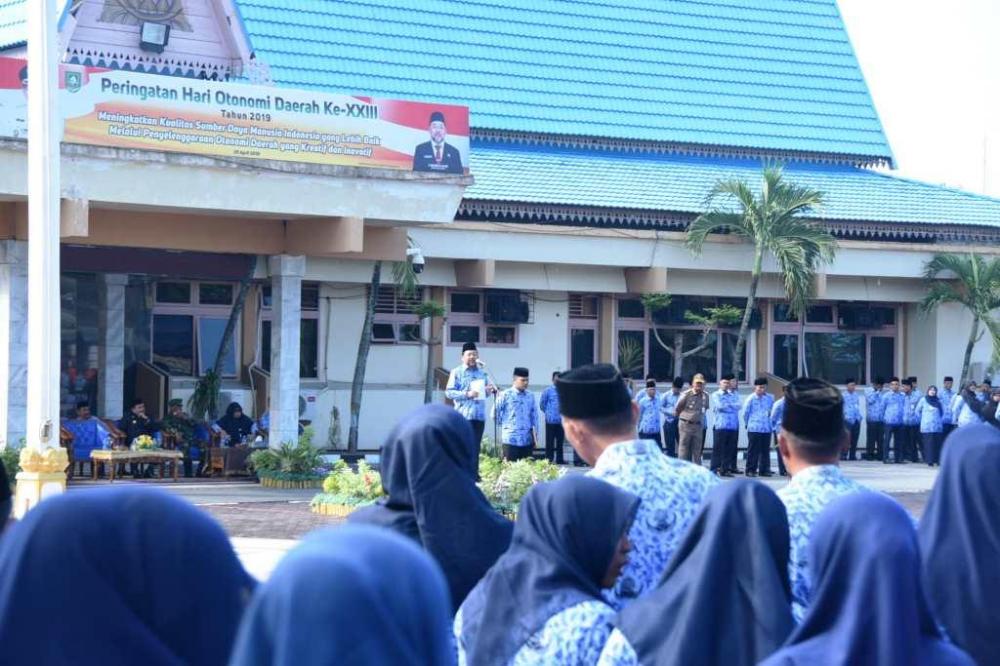 Peringati Hari Otonomi Daerah, Sekda Bengkalis Pimpin Apel Bersama