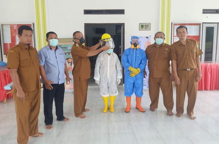 Kepenghuluan Harapan Makmur Selatan Serahkan APD Guna Keperluan Pencegahan  Penyebaran Covid-19