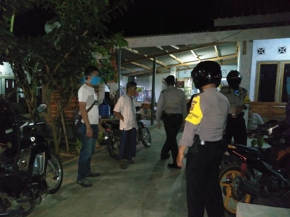 Patroli Sabhara Polres Banjar Bubarkan Sekelompok Remaja Yang Tengah Malam Mingguan