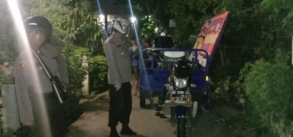 Kapolres Inhil,Distribusikan Bantuan Sembako Kepada Keluarga Duka Yang Meninggal di RSUD PH Tembilahan