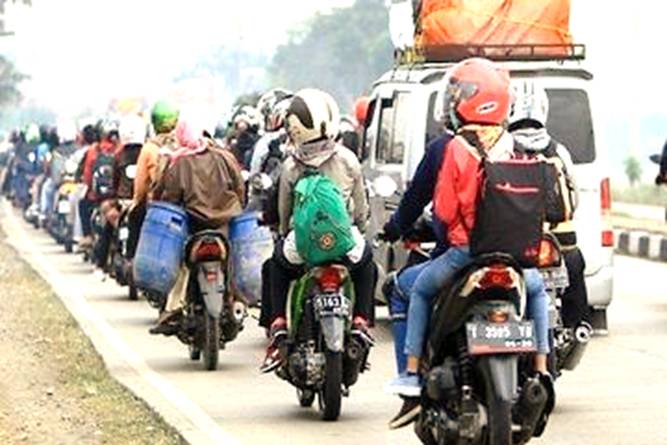 Apa Sanksi Bagi Pemudik yang Naik Mobil dan Motor saat Larangan Mudik?