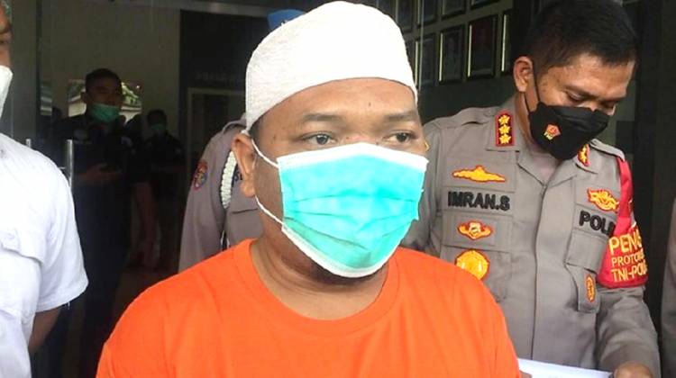 Oknum Ustaz Ketahuan Sebar Hoax Babi Ngepet, &lsquo;Babi Ngepet&rsquo; Dibeli Seharga Rp 1,1 Juta