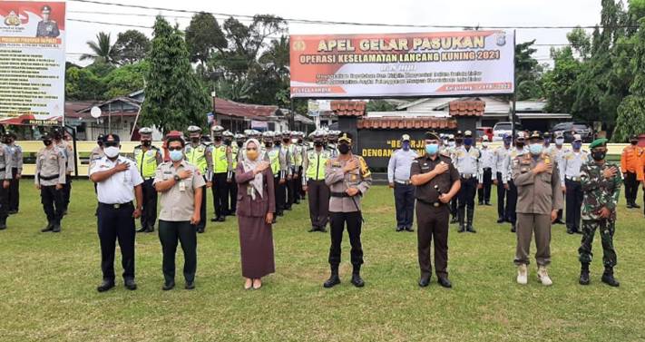 Polres Kampar Apel Gelar Pasukan Operasi Keselamatan Lancang Kuning 2021