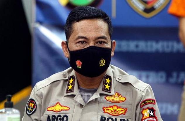 Jozeph Paul Zhang Youtuber Penista Agama,Polri  Tetap Mencari Walaupun Di Luar Negeri