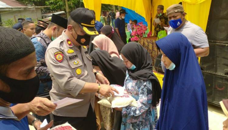 Sambut Bulan Suci Ramadhan, Kompol Sumarno Santuni Anak Yatim dan Dhuafa di Desa Aur Sati