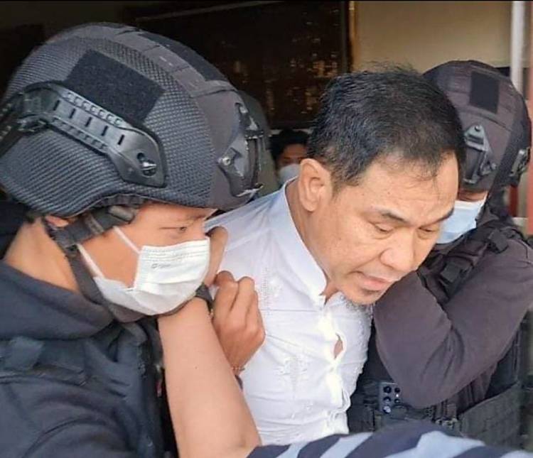 Breaking News: Munarman Ditangkap Densus 88 Terkait Dugaan Baiat Teroris di 3 Kota