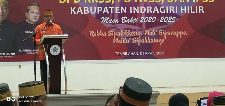 Bupati HM.Wardan dan Wakil Bupati H.Syamsuddin Uti Hadiri Pengukuhan BPD KKSS Inhil Priode 2020-2025.