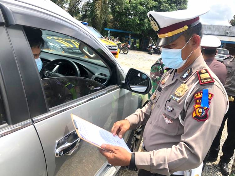 Kendaraan yang Masuk Wilayah Inhil tidak Miliki Kelengkapan Perjalanan Diperintahkan Putar Balik