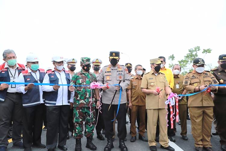 Tol Pku-Bkn Dibuka Sementara, Kapolda Riau Instruksikan Jajaran Layani Masyarakat dengan Prima 