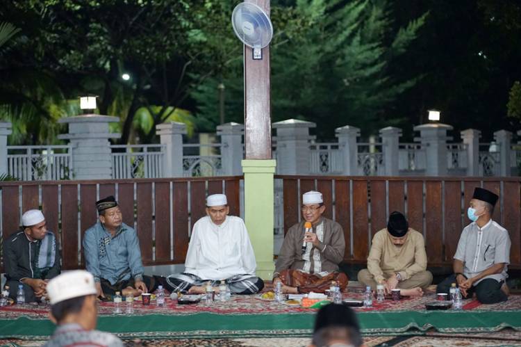 Bupati Inhil HM. Wardan Ajak Masyarakat  Bantu Pemerintah Jaga Kebersihan Lingkungan