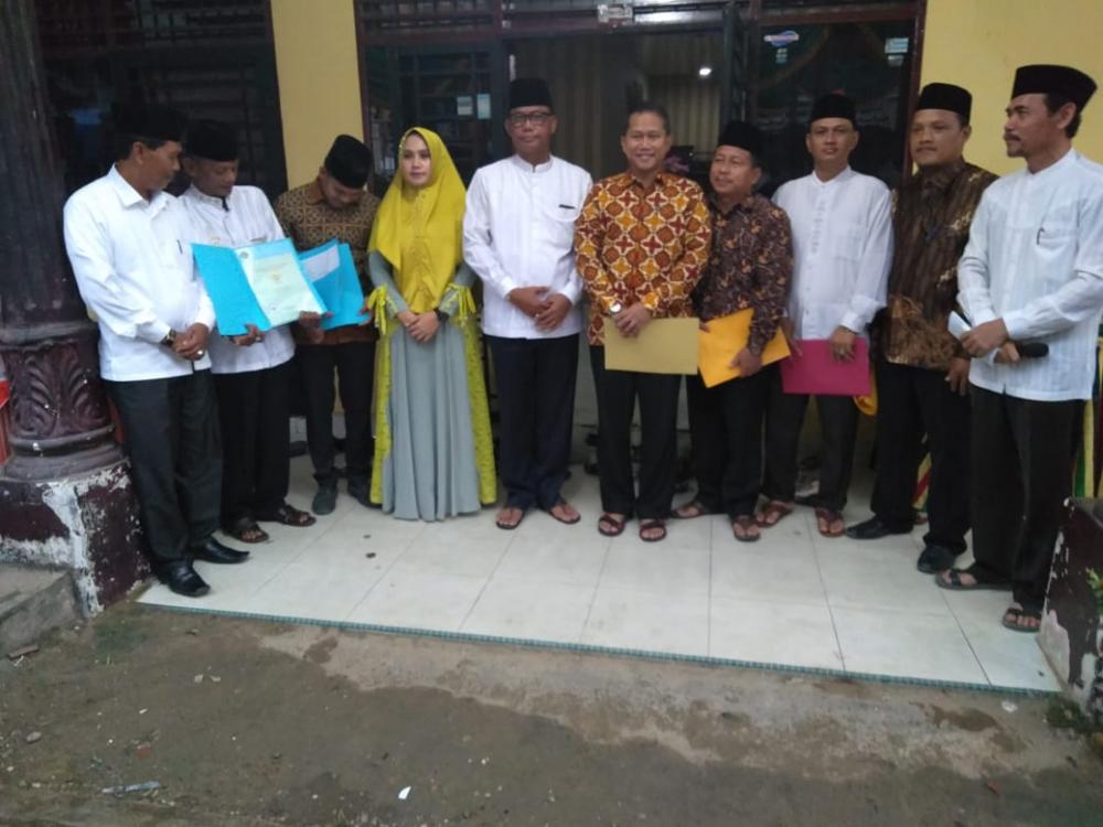 Safari Ramadhan di Mesjid Al Fath Bagan Sinembah, Bupati Rohil Buka Puasa Bersama di Mess Camat