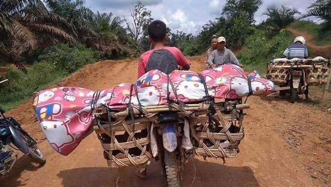 Miris! Jenazah Warga di Riau Diangkut ke Pemakaman Pakai Motor, Lantaran Hal ini... 
