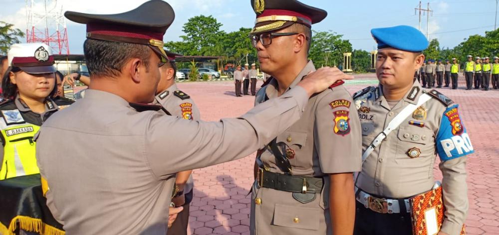 Kapolres Rohil Pimpin Langsung Sertijab Waka Polres Rohil dan Polsek Bangko 