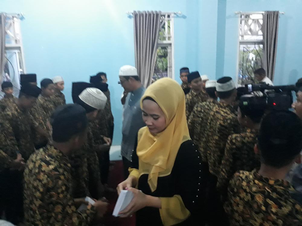 Keluarga Besar Kejaksaan Negeri Kampar Buka puasa Bersama Anak Panti Asuhan dan Rekan  Media