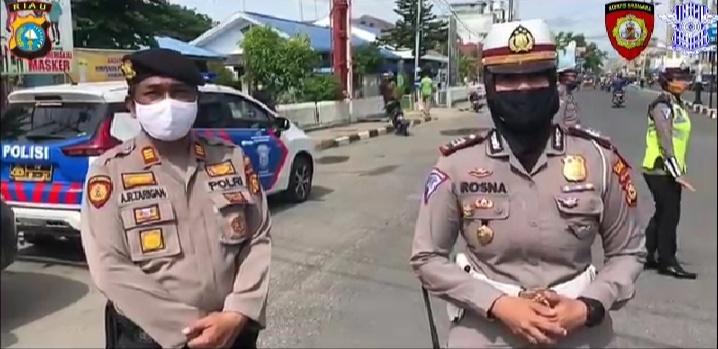 *Sat Lantas Polres Inhil Imbau Pengendara Roda Dua Wajib Gunakan Helm dan Masker*