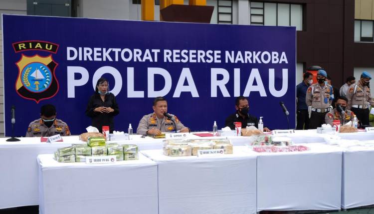 Ungkap Tiga Jaringan Dengan BB 24,4 KG Sabu, 6 Pelaku Dibekuk