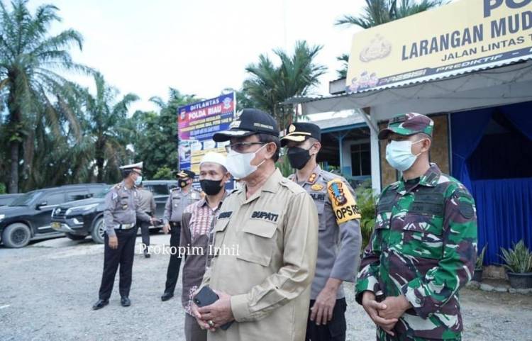 Bupati Inhil Tinjau Pos Sekat Jalan di Perbatasan Riau-Jambi