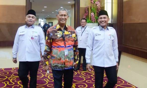Wakil Bupati Inhil H Syamsuddin Uti Hadiri RUPS Tahun Buku 2022 dan RUPSLB BRK Syariah
