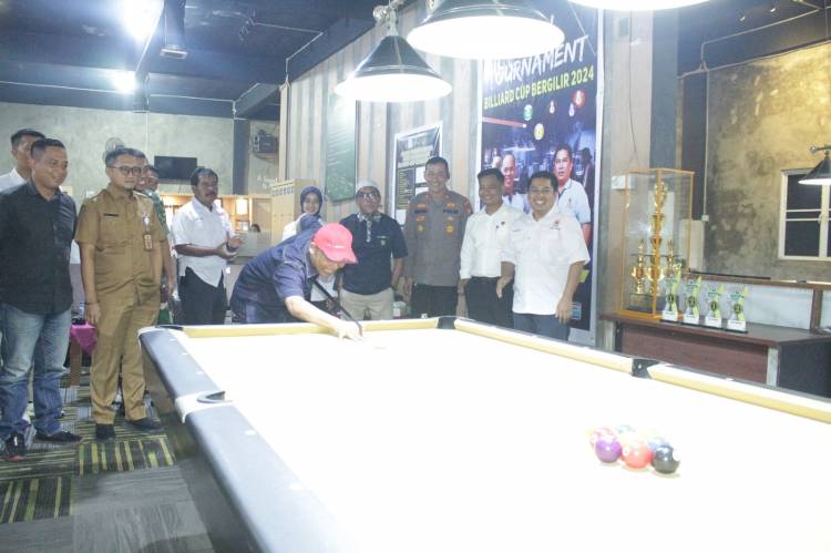 Open Turnamen  Billiard Di Buka Pj Bupati Inhil