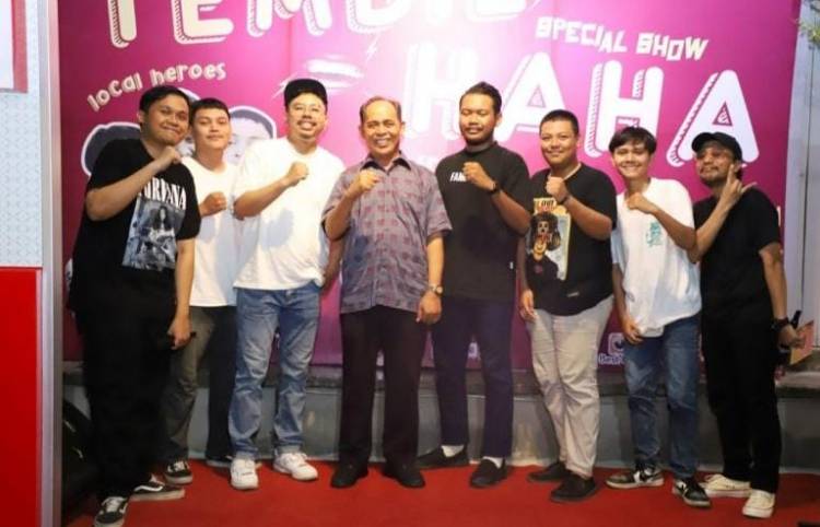 Stand Up Comedy Di Kota Tembilahan Di Hadiri Pj Bupati Inhil Herman