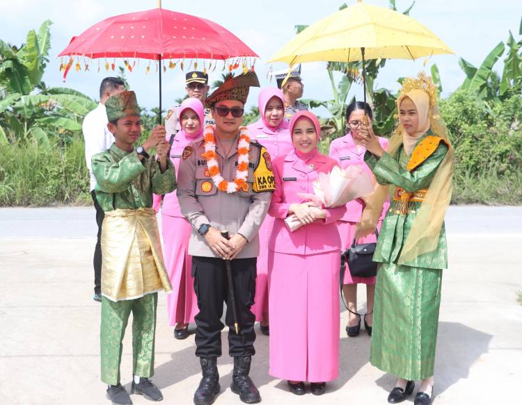 Kapolres Inhil Kunker ke Polsek Kempas dan Keritang