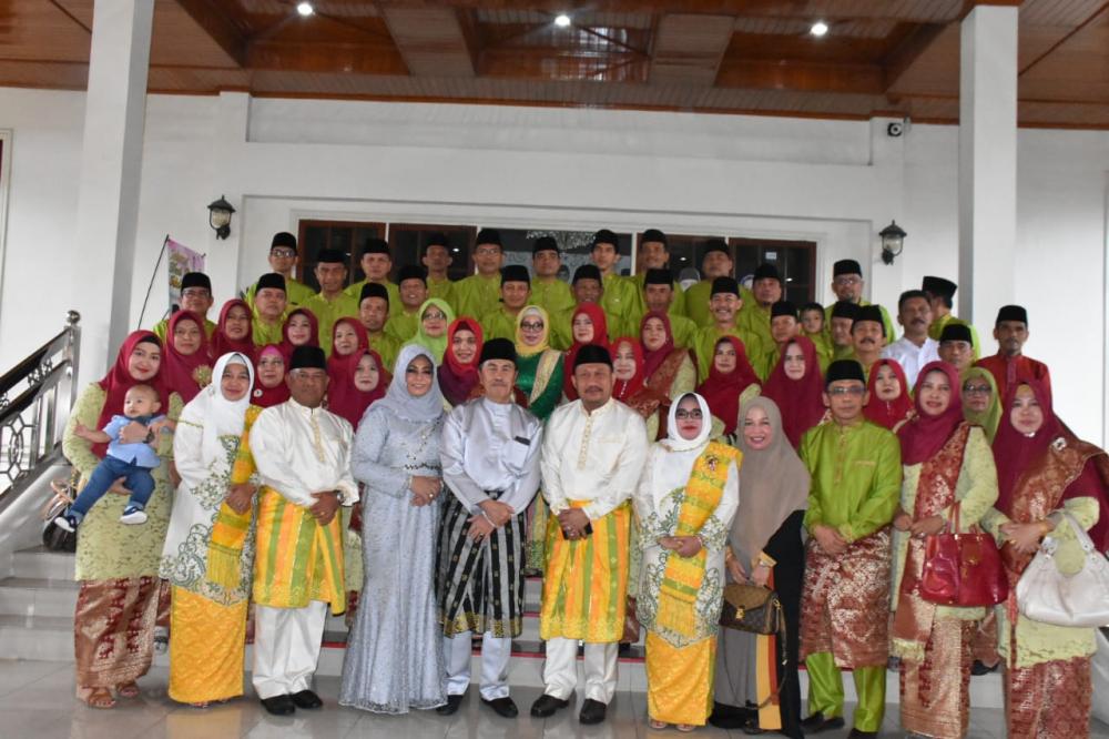 Lebaran Kedua, Bupati Kampar Open House Kediaman Gubernur dan Forkopimda Riau