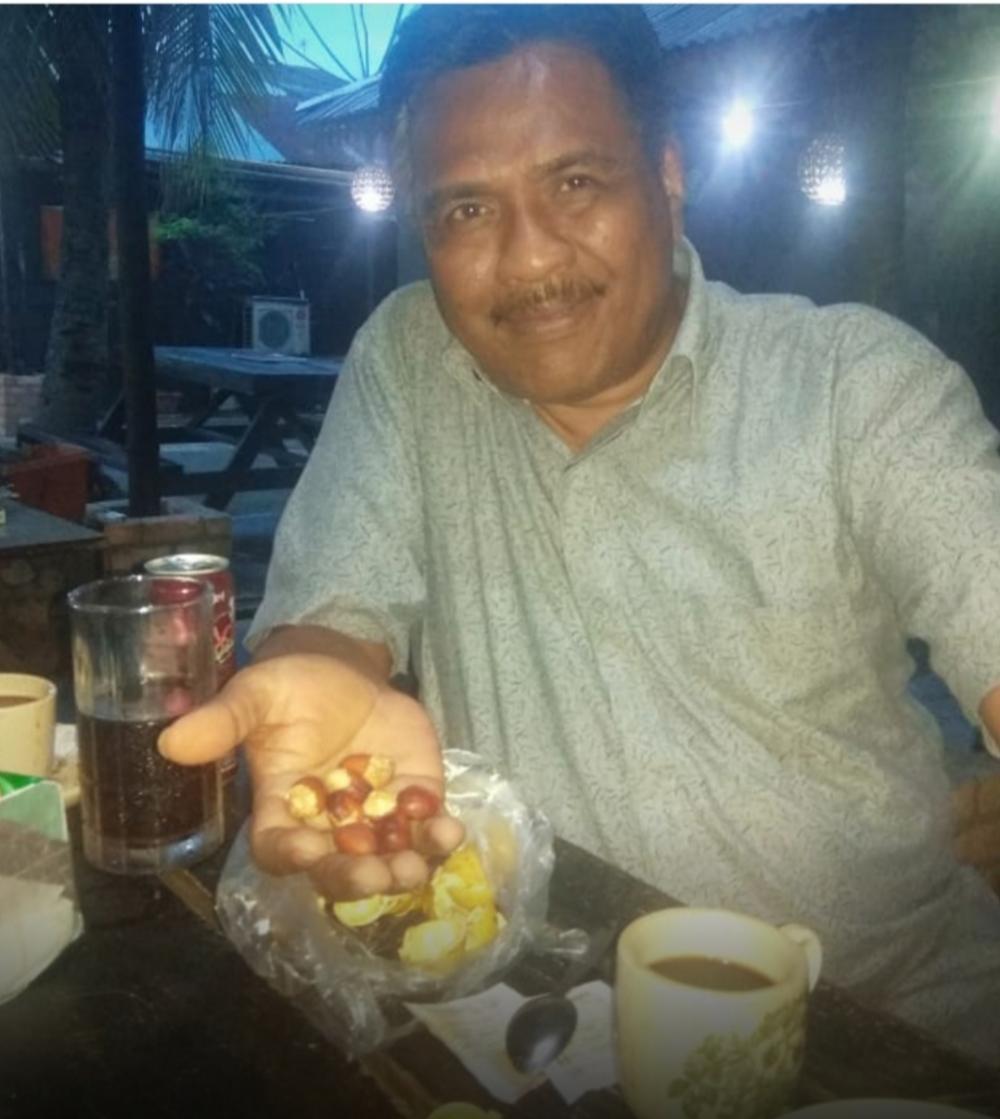 Insan Pers Sumbang Biji-bijian ke DLH Kampar, Bukti Nyata Dukung Aksi Sejuta Pohon