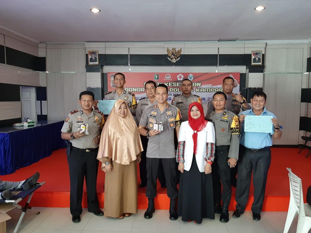 Anggota Polres Kampar Gelar Donor Darah Dalam Rangka Hari Bhayangkara ke-73 tahun 2019