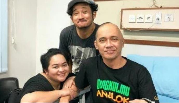 Beri Semangat, Deddy Corbuzier Ajak Agung Hercules Adu Panco