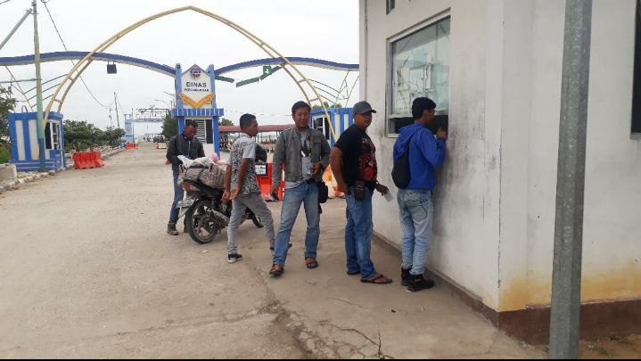 Tanjung kapal _Dumai Masih Sepi .
