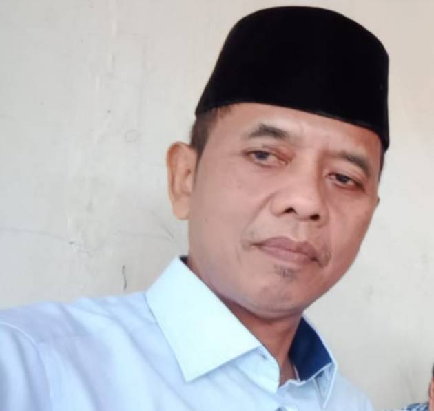 PETI MATI Berlapis Emas untuk Pahlawan Berkulit Hitam, GEORGE FLOYD