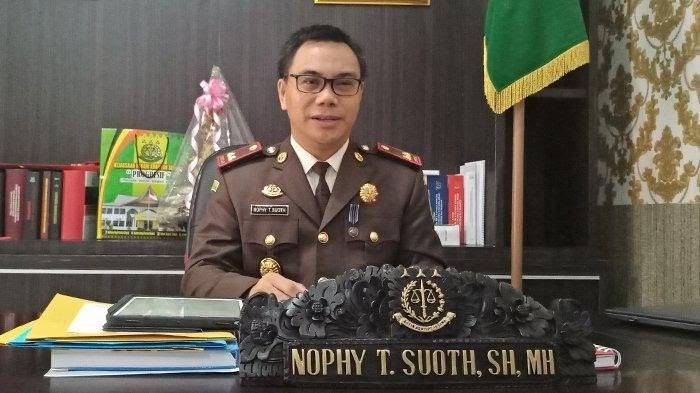 Kajari Pelalawan Apresiasi Langkah IWO Mengawasi Pendistribusian Bantuan Covid-19 