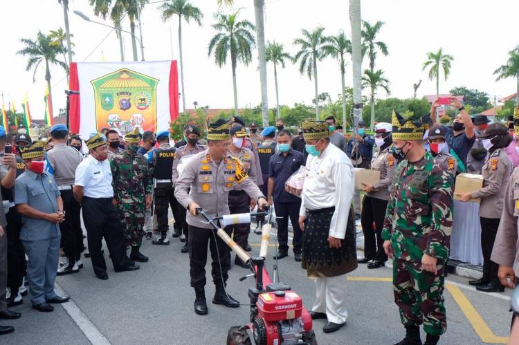 Dipusatkan Di Siak, Polda Riau Gelar Bakti Sosial Serentak Bersempena Hari Bhayangkara Ke 74