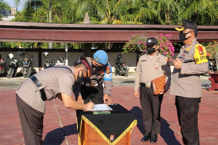 Kapolres Inhil Pimpim Sertijab Kasat Polair dan Kapolsek Kempas