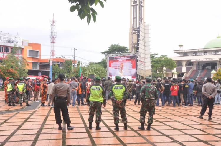 Tim Gabungan Polres Banjar Adakan Pengamanan Aksi Damai UU HIP
