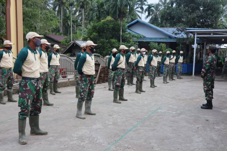 Sebelum Berangkat Kelokasi Sasaran,Satgas TMMD Ke 111 Kodim 0314/Inhil Adakan Apel Pagi