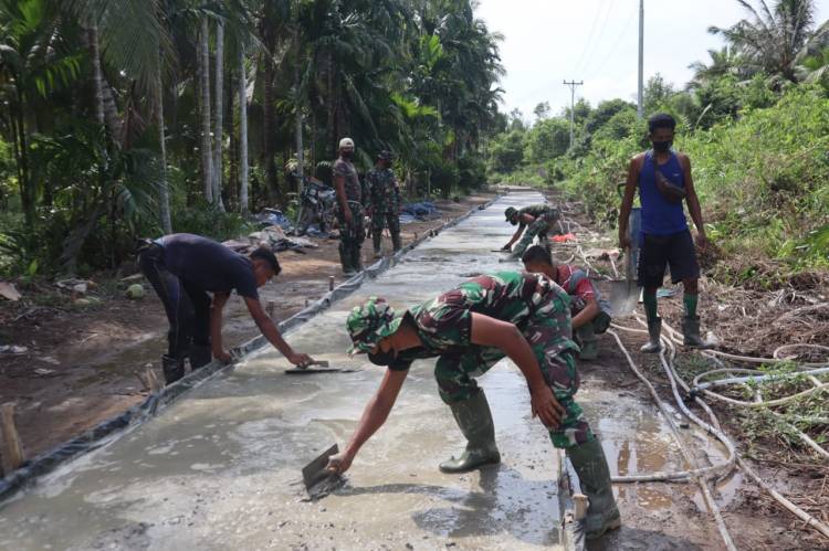 Jalan Penghubung Dua Desa Target Fisik TMMD Ke 111 Kodim 0314/Inhil Telah Mencapai 54,28 Persen