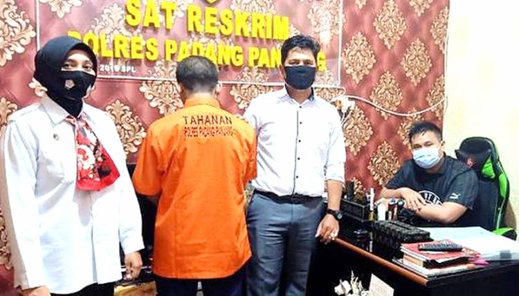 Oknum Ustaz Ditangkap Polisi, Paksa Siswa Oral Sex dan Onani, Alasannya untuk Percaya Diri 