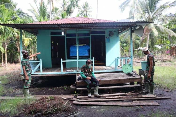 Bahan Dan Material Untuk Rehab Mushollah Di Persiapkan Oleh Dansatgas TMMD Ke 111 Kodim 0314/Inhil Letkol Inf Imir Faishal 