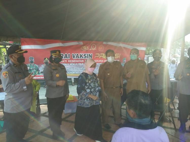 Gerai Vaksin di Alun-alun Kota Banjar Targetkan Warga yang Belum Divaksin