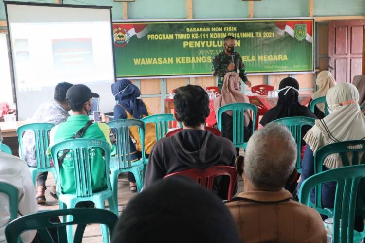 Satgas TMMD Ke 111 Kodim 0314/Inhil Adakan Penyuluhan Hukum Terhadap Masyarakat Bersinergitas Dengan Polri