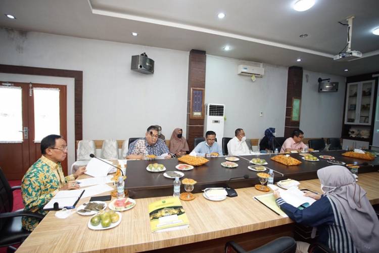 Bupati Inhil HM. Wardan Pimpin Rapat RUPS Perusahaan Daerah PT. KIG
