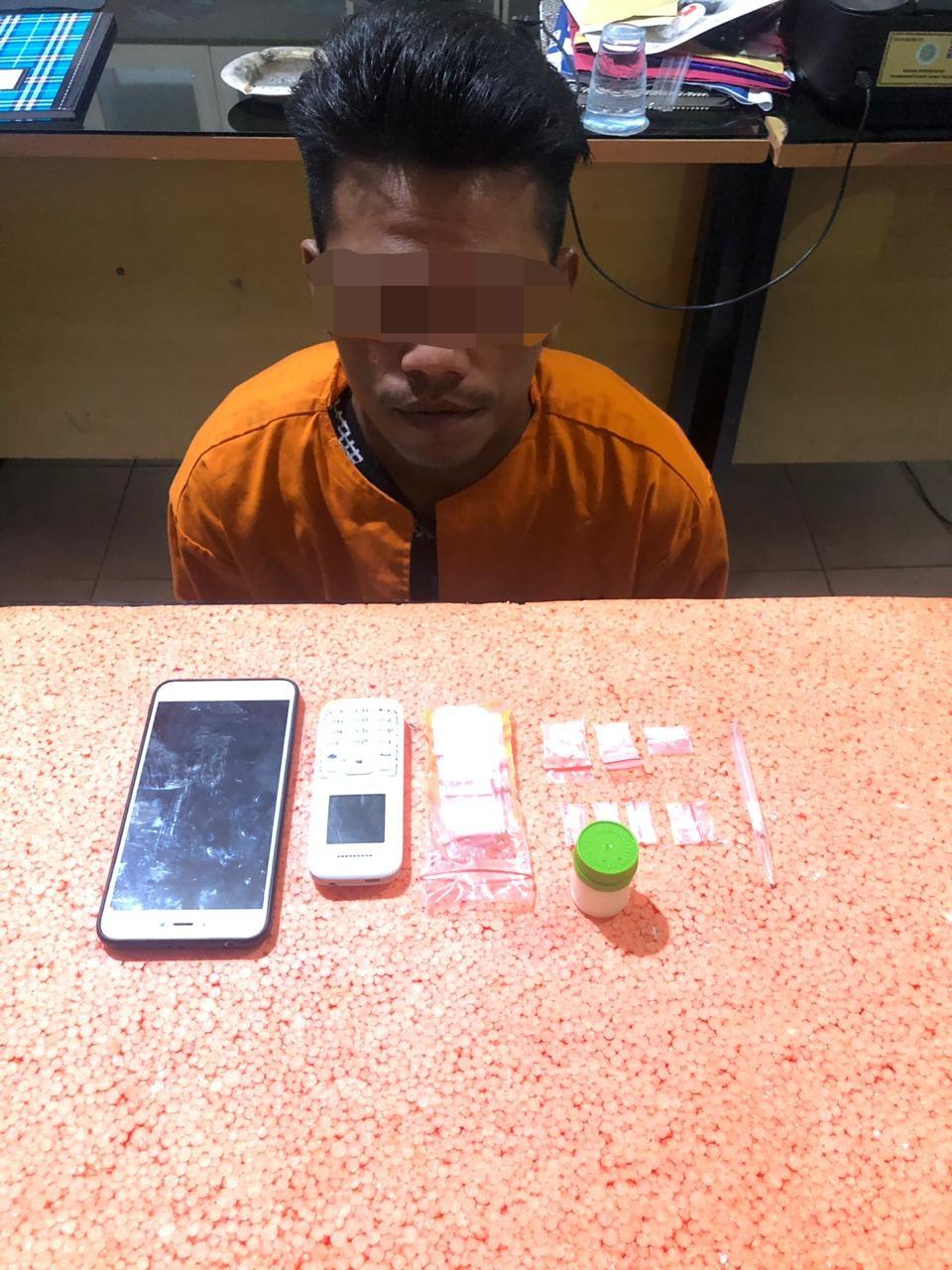 Dari Tangan Petani di Inhil ini, Polisi Temukan 7 Paket Sabu